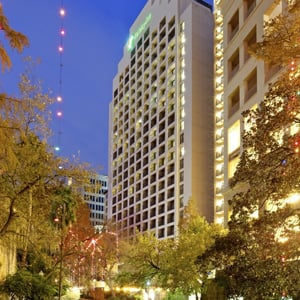 Holiday Inn Riverwalk