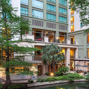 Hotel Contessa Luxury Suites on the Riverwalk