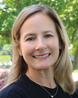 Jennifer De Leonardis, CEBS